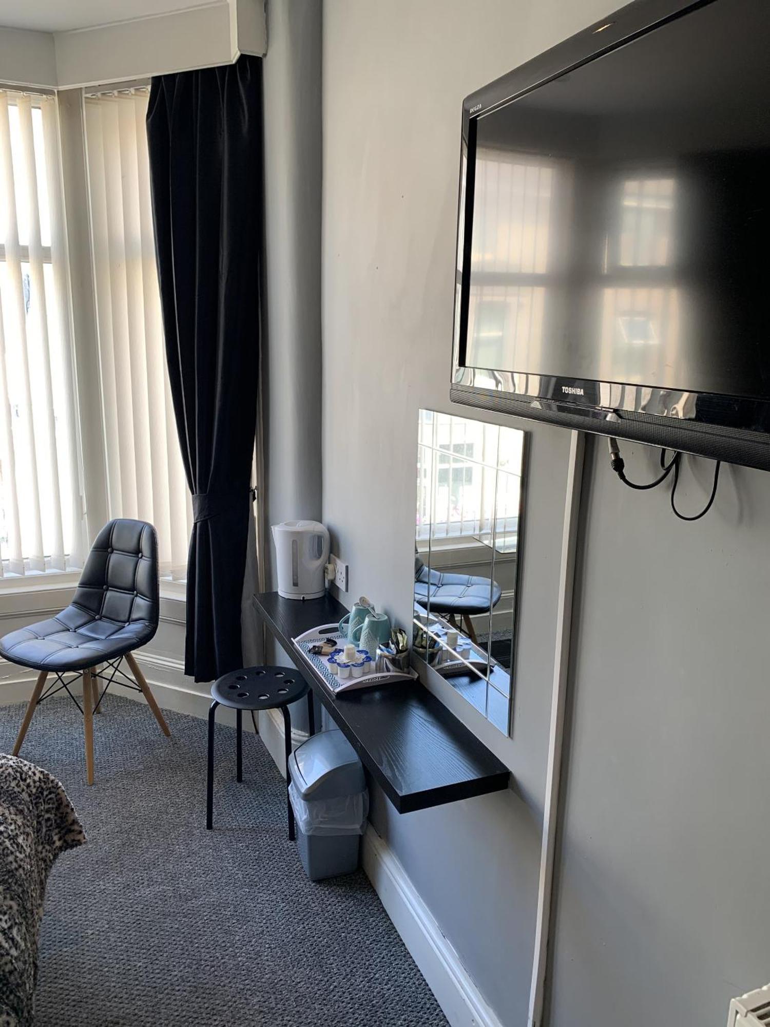 ブラックプール Westbourne House Bed & Breakfast エクステリア 写真