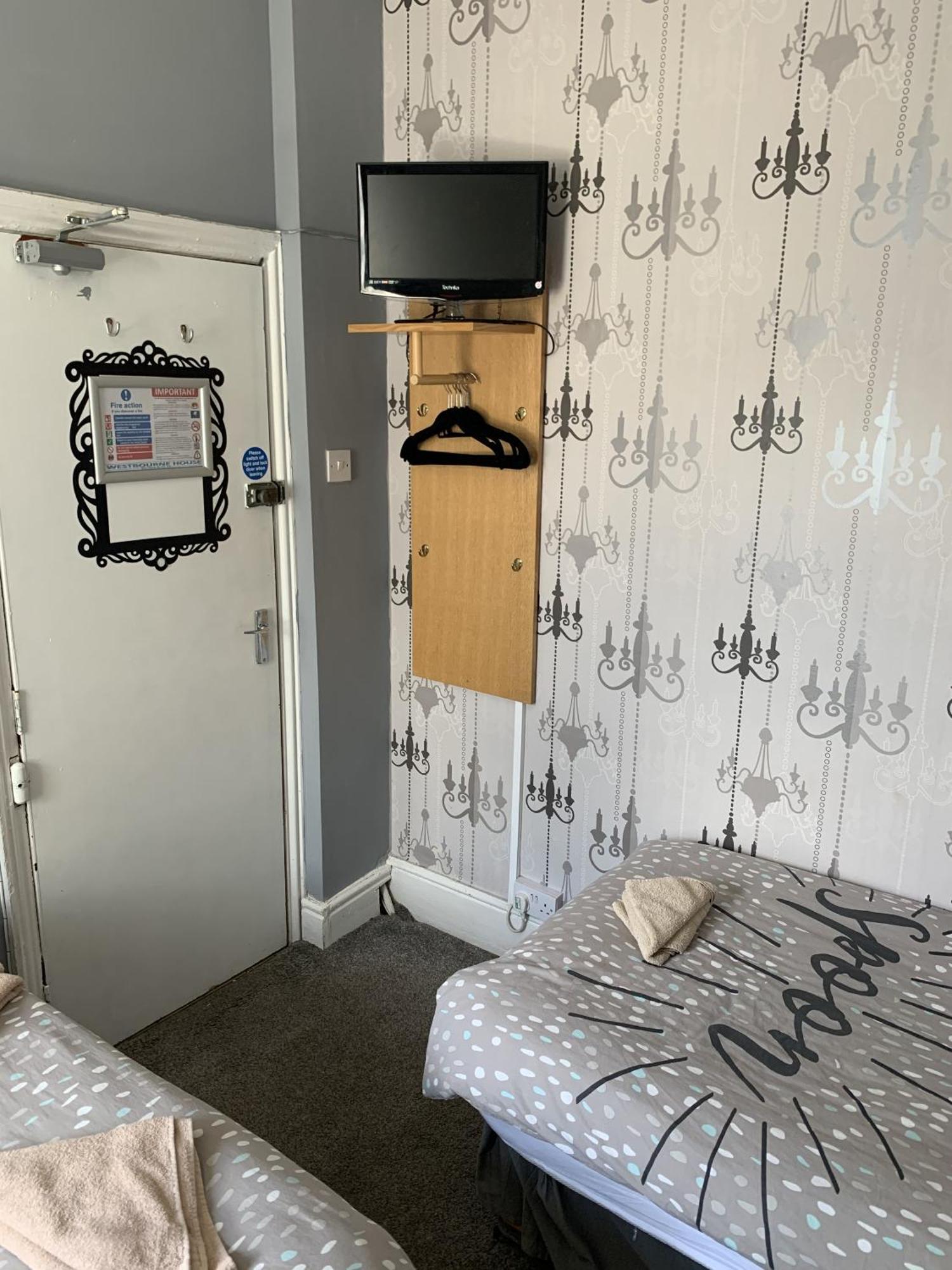 ブラックプール Westbourne House Bed & Breakfast エクステリア 写真