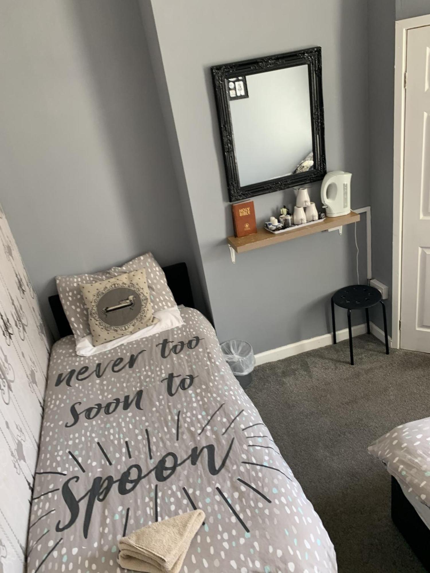 ブラックプール Westbourne House Bed & Breakfast エクステリア 写真