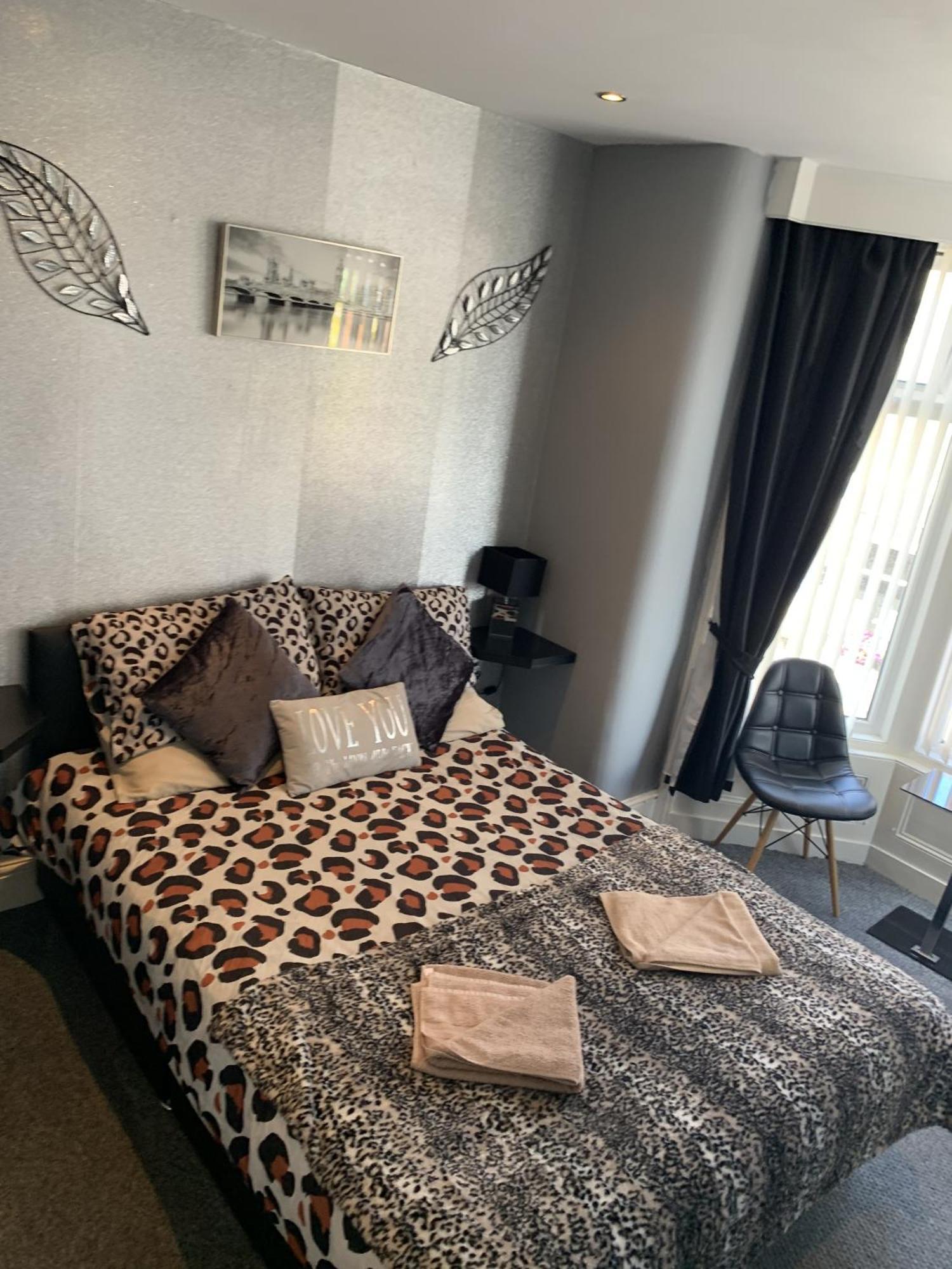 ブラックプール Westbourne House Bed & Breakfast エクステリア 写真