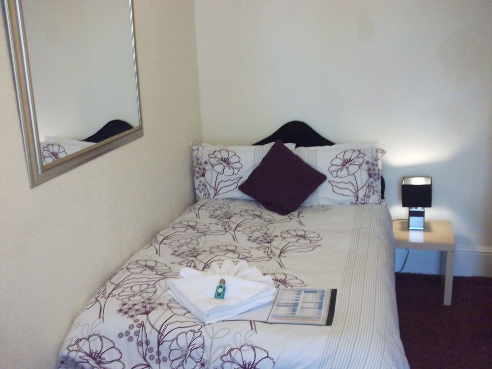 ブラックプール Westbourne House Bed & Breakfast エクステリア 写真
